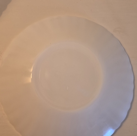 Vintage Termocrisa Mexico Opaque milk glass teacup and saucer Set - Picture 8 of 14